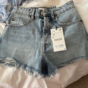 NWT ZARA shorts so cute